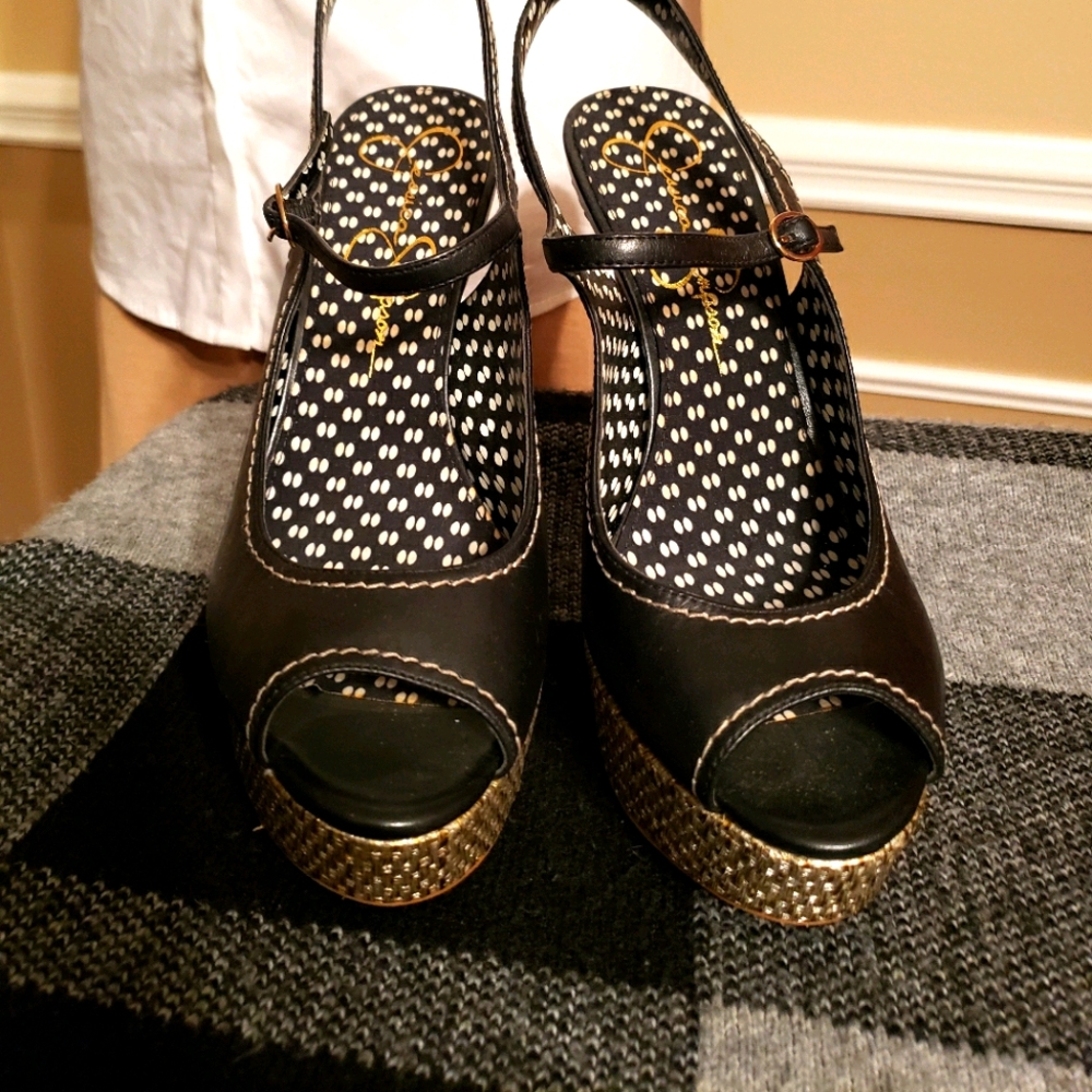 Jessica Simpson shoe